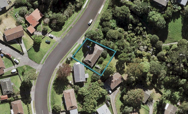 6 Holmes Drive, West Harbour, Auckland - Carousel 1