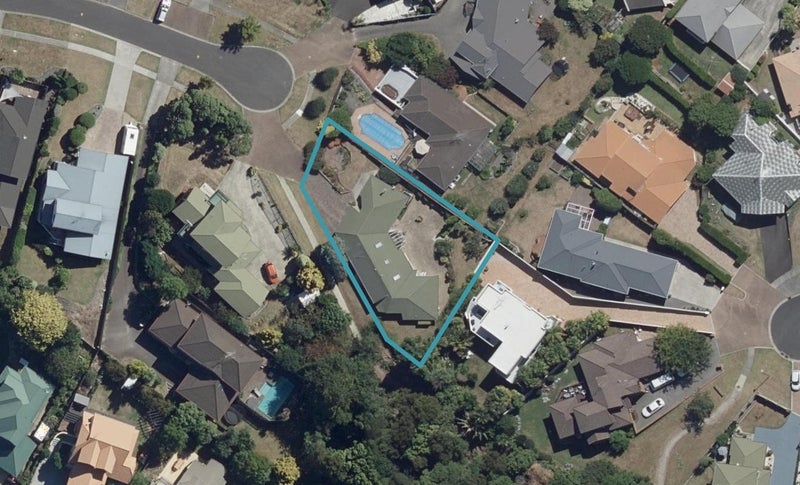 18 Prospect Place, Western Heights, Hamilton - Carousel 1