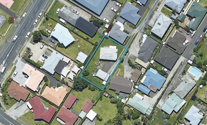 10 Waimapu Street, Greerton, Tauranga - Carousel 1