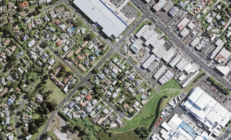 12B Graham Road, Conifer Grove, Takanini - Carousel 1