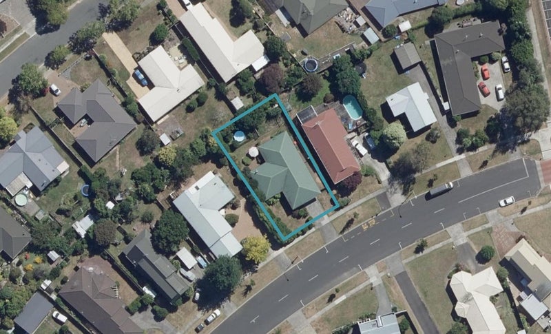 96 Endeavour Avenue, Flagstaff, Hamilton - Carousel 1