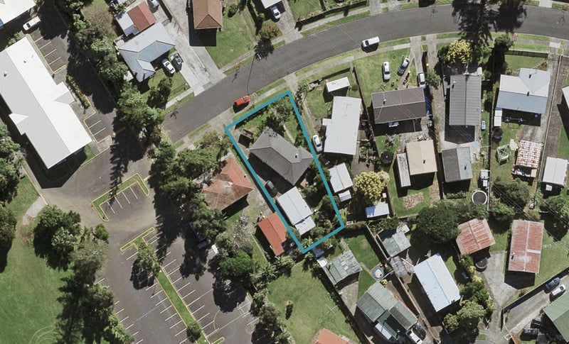24 Quennell Avenue, Favona, Auckland - Carousel 1