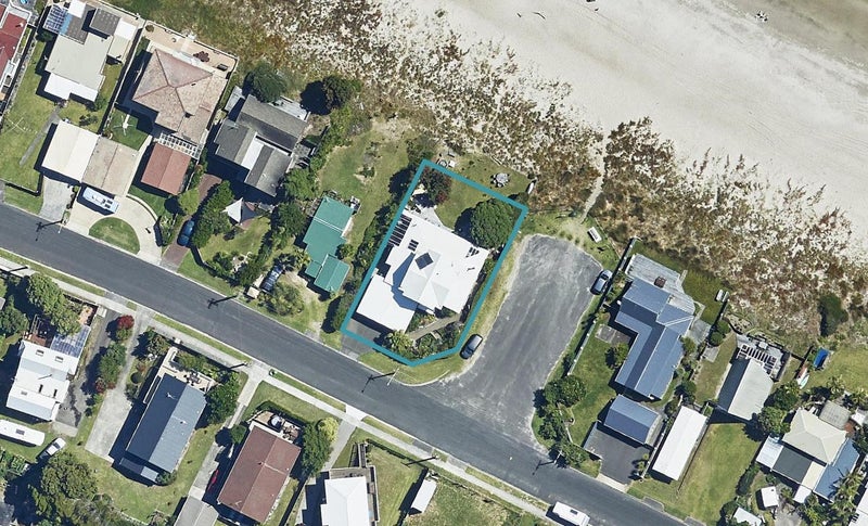 39 Motiti Road, Papamoa Beach, Papamoa - Carousel 1