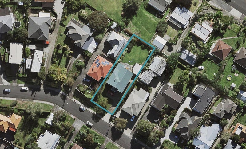 72 Ngatiawa Street, One Tree Hill, Auckland - Carousel 1