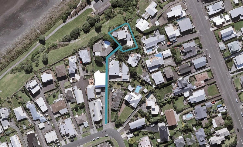 29E Hamblyn Street, Strandon, New Plymouth - Carousel 1