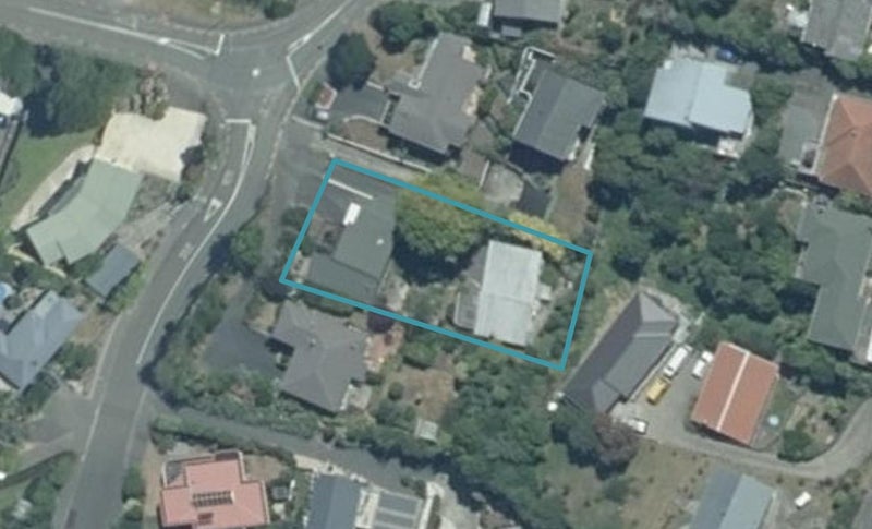 2/1 Chamberlain Street, Tāhunanui, Nelson - Carousel 1