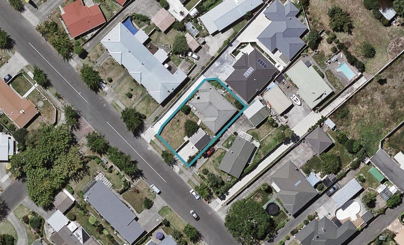 1240 Louie Street, Parkvale, Hastings - Carousel 1
