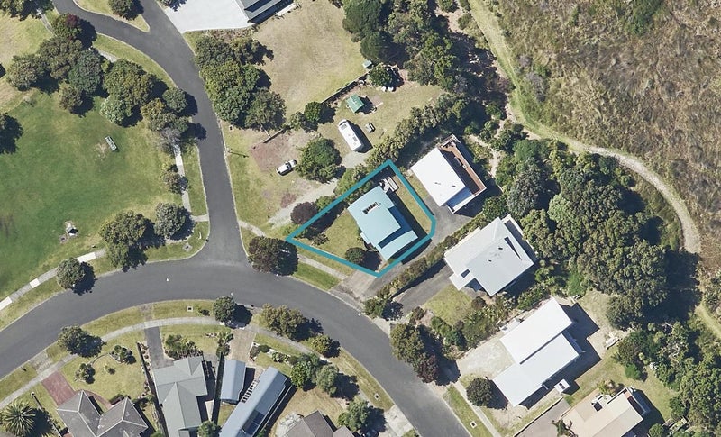 7A Bowentown Boulevard, Bowentown, Waihi Beach - Carousel 1