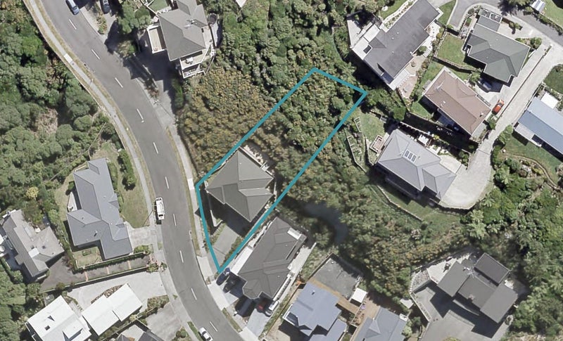 81 Cedar Street, Maungaraki, Lower Hutt - Carousel 1