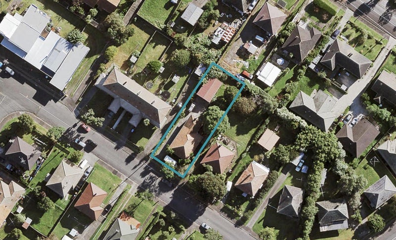 15 Daventry Street, Waterview, Auckland - Carousel 1