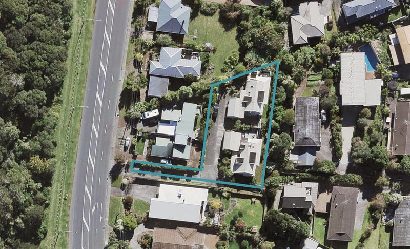 2/197 Glenfield Road, Hillcrest, Auckland - Carousel 1