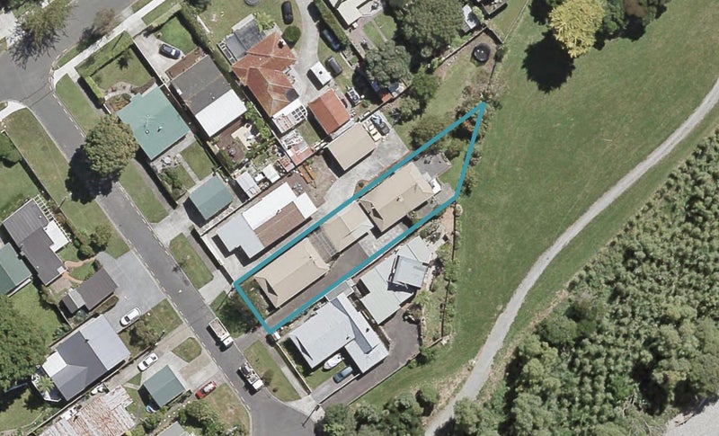 1/5 Richard Street, Belmont, Lower Hutt - Carousel 1