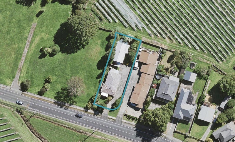 1/301 Henderson Valley Road, Henderson, Auckland - Carousel 1
