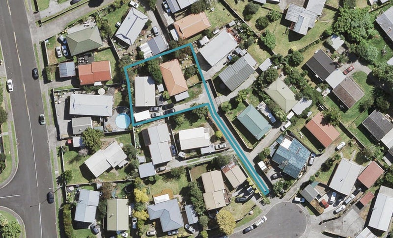 1/10 Cameron Place, Ranui, Auckland - Carousel 1