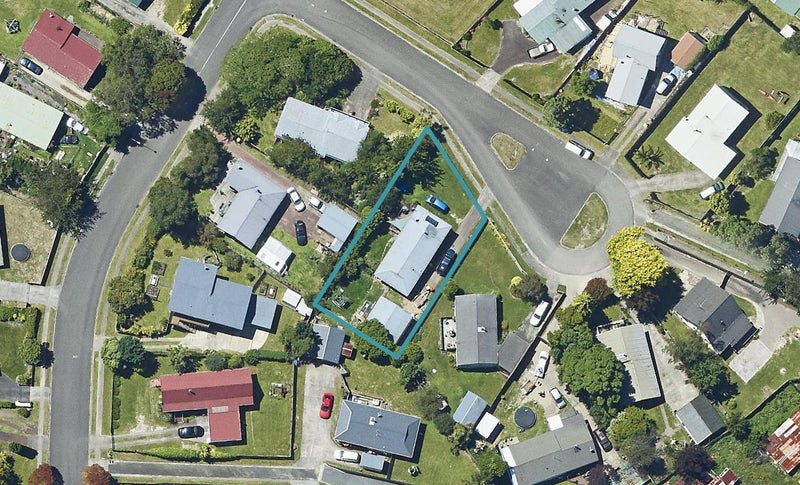 5 Cedar Place, Owhata, Rotorua - Carousel 1
