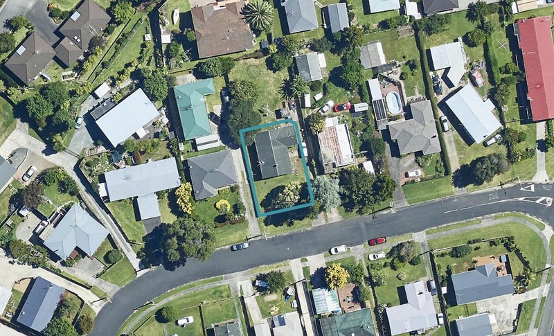 9B Linton Crescent, Matua, Tauranga - Carousel 1