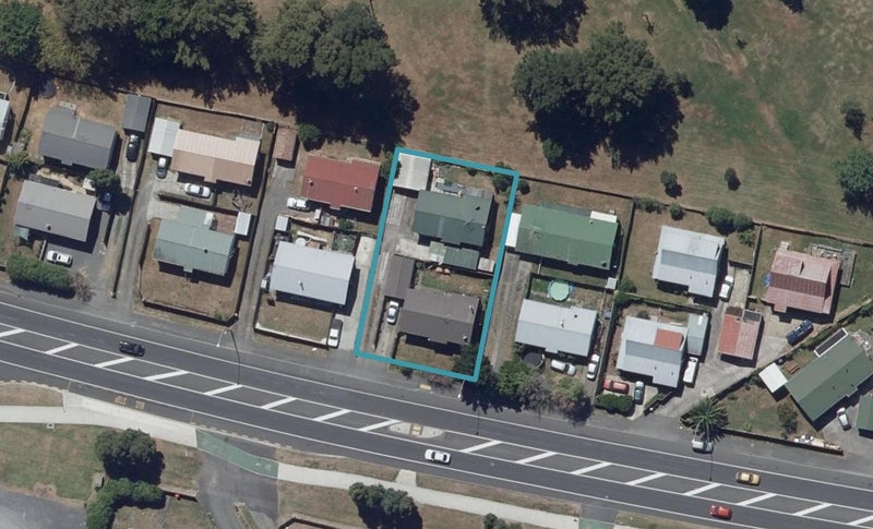 78 Kahikatea Drive, Melville, Hamilton - Carousel 1