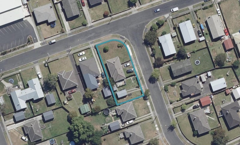 2 Byron Road, Enderley, Hamilton - Carousel 1