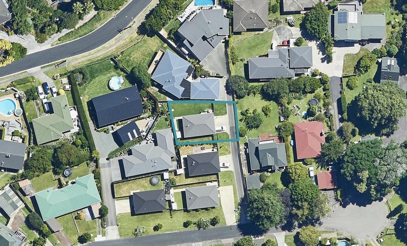 20C Parkvale Road, Otumoetai, Tauranga - Carousel 1