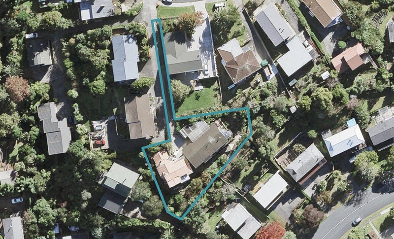 1/23 Barker Rise, Northcross, Auckland - Carousel 1