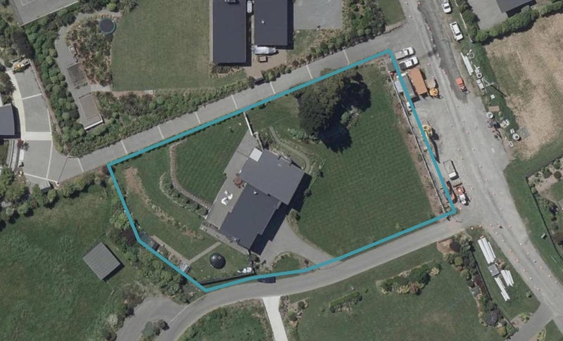 1 Tisbury Lane, Cracroft, Christchurch - Carousel 1