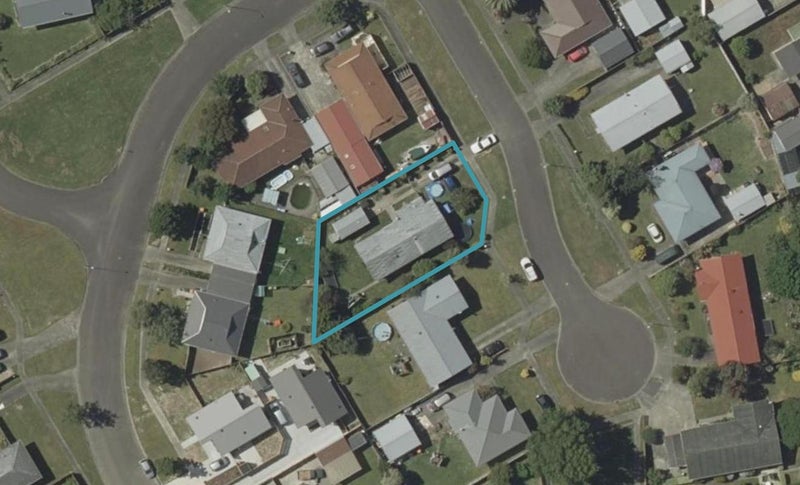 6 Beaumont Place, Westbrook, Palmerston North - Carousel 1
