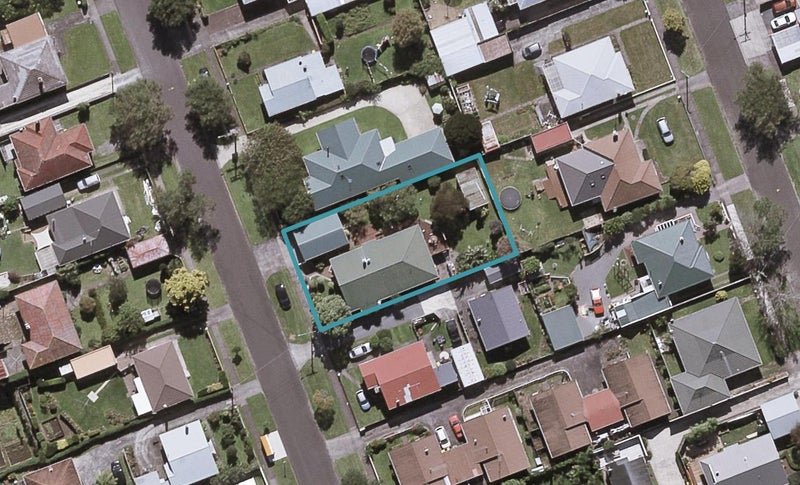 53 Doone Street, Lynmouth, New Plymouth - Carousel 1