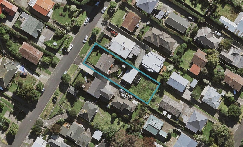 103 Paihia Road, One Tree Hill, Auckland - Carousel 1