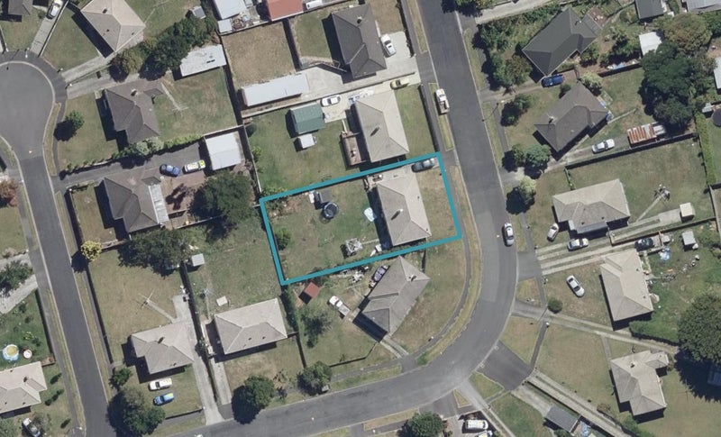 25 Douglas Crescent, Fairfield, Hamilton - Carousel 1