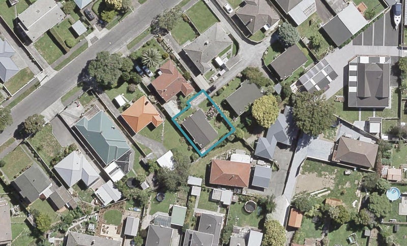 2/9 Freyberg Street, Waterloo, Lower Hutt - Carousel 1