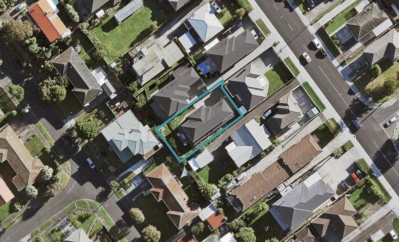 337C Richardson Road, New Windsor, Auckland - Carousel 1