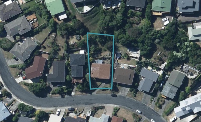 29 Truro Road, Camborne, Porirua - Carousel 1