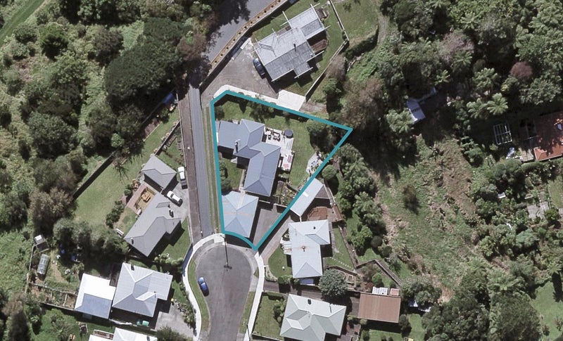 49 Budleigh Street, Frankleigh Park, New Plymouth - Carousel 1