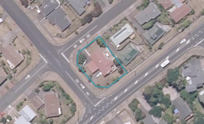 2 Kinder Street, Acacia Bay, Taupo - Carousel 1