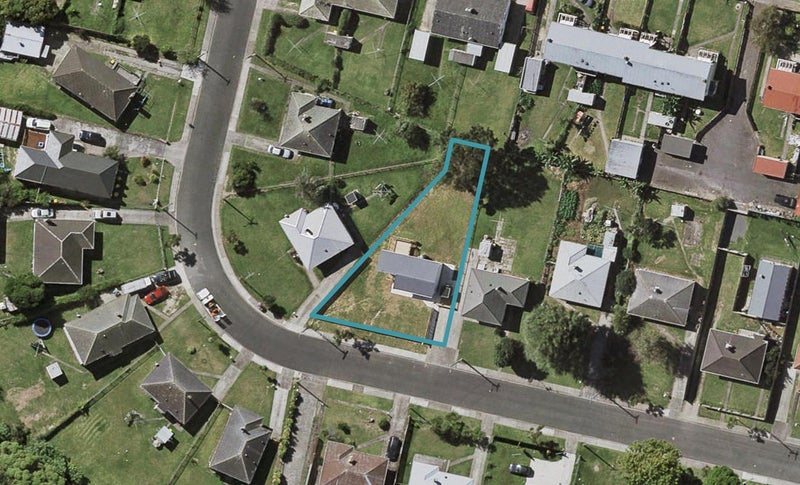 8 Clarkson Crescent, Otara, Auckland - Carousel 1