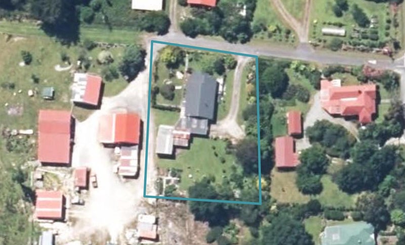 7 Glassons Lane, Blackball, Greymouth - Carousel 1