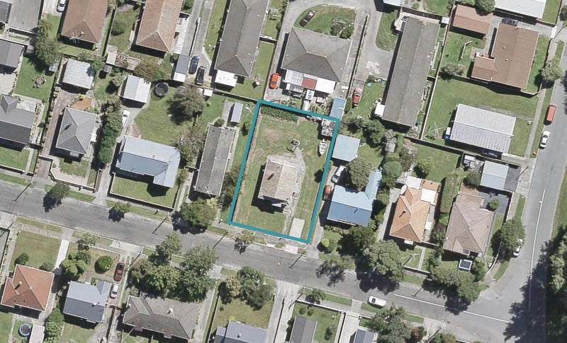 15 Rumgay Street, Fairfield, Lower Hutt - Carousel 1