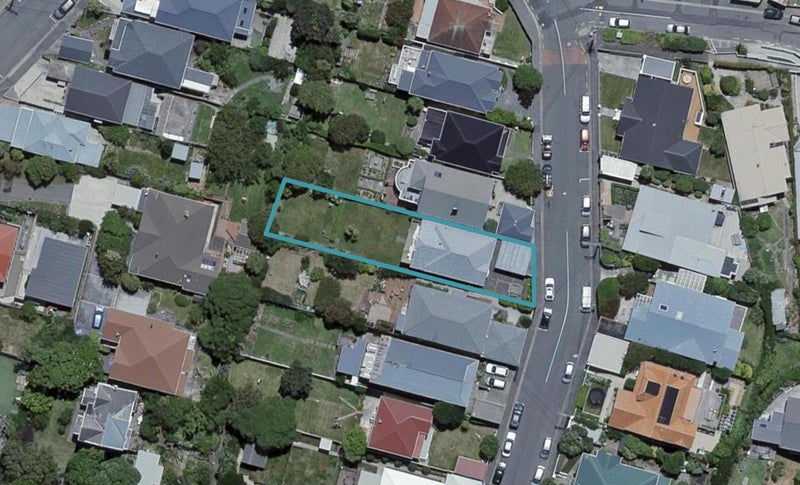 22 Overtoun Terrace, Hataitai, Wellington - Carousel 1
