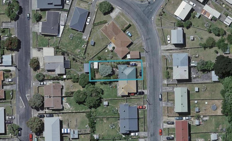 8 Taiaroa Street, Strathmore Park, Wellington - Carousel 1