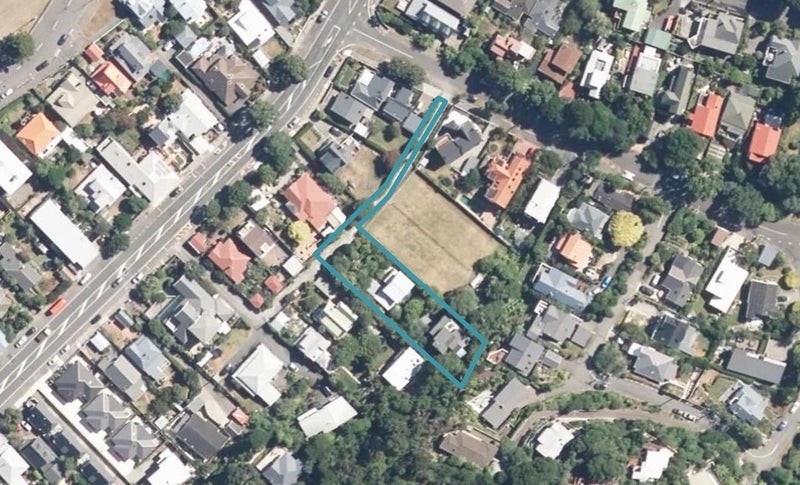 12 Houhere Terrace, Eastbourne, Lower Hutt - Carousel 1