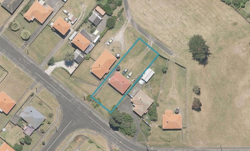 84 Swiss Avenue, Gonville, Whanganui - Carousel 1