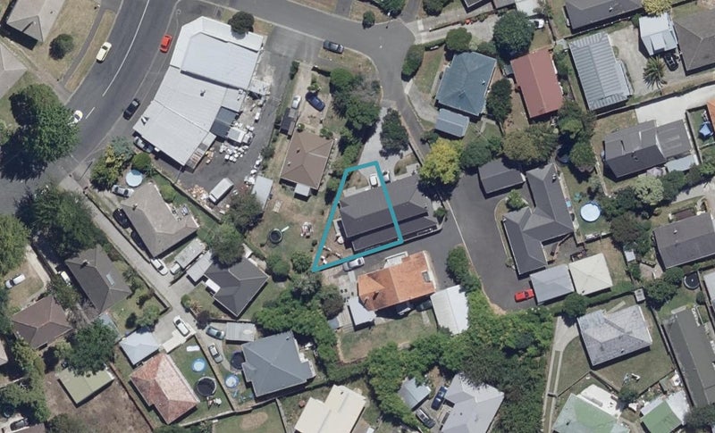 6A Williams Place, Fairfield, Hamilton - Carousel 1