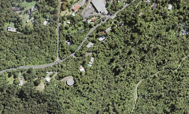 270A Scenic Drive, Titirangi, Auckland - Carousel 1