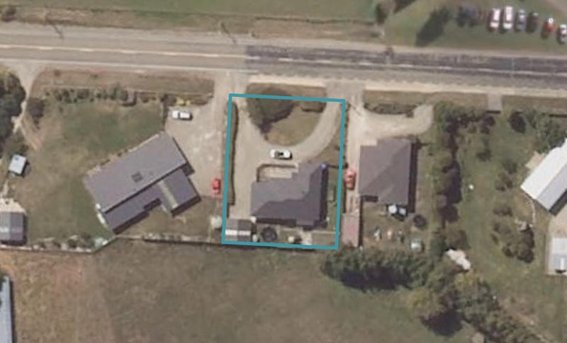 49 Main Street, Weston, Oamaru - Carousel 1