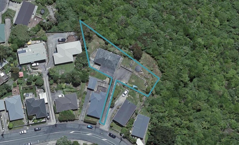 34 Mark Avenue, Paparangi, Wellington - Carousel 1