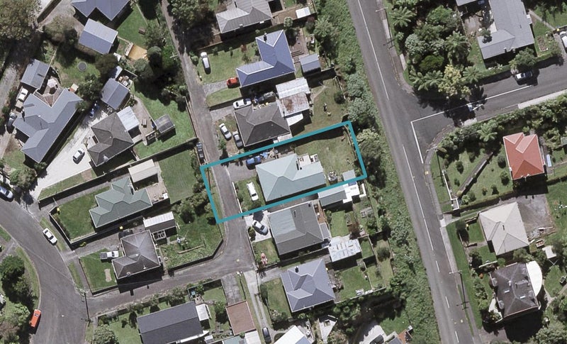 3 Barry Lane, Ferndale, New Plymouth - Carousel 1