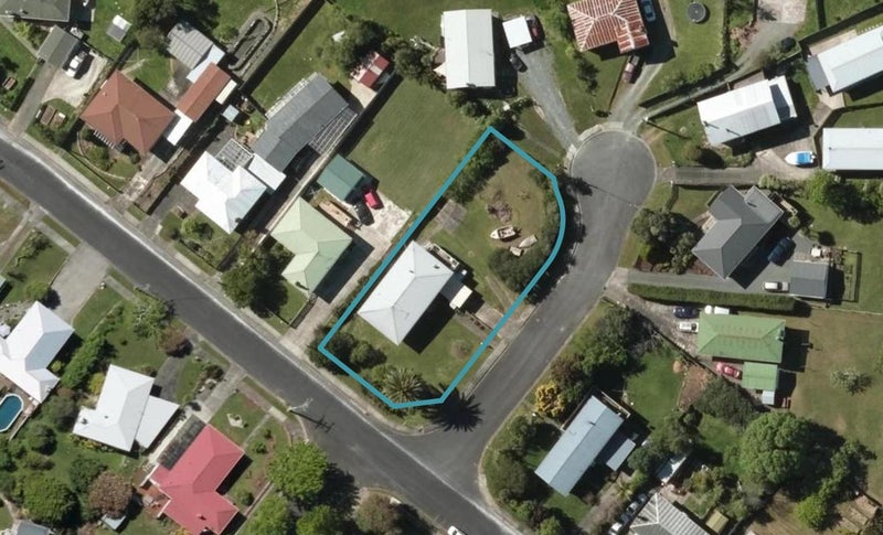 1 Nikau Place, Parahaki, Whangarei - Carousel 1