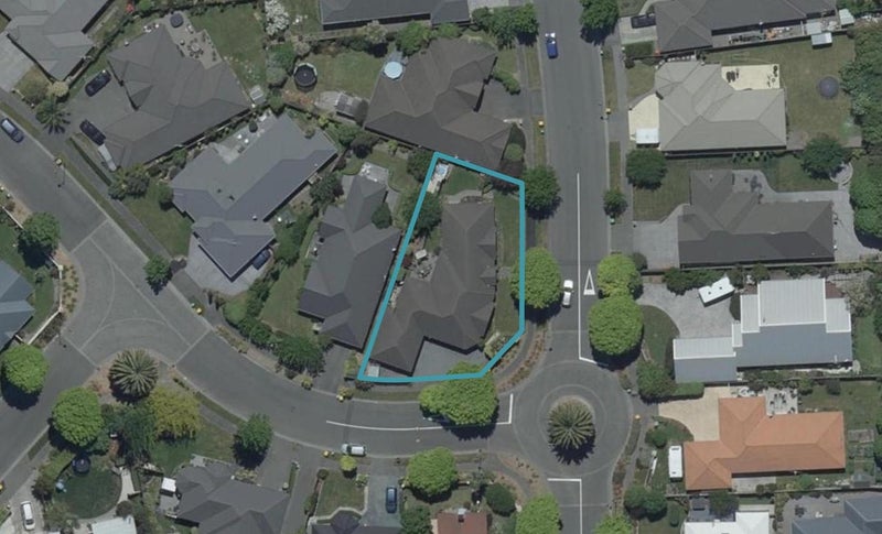 7 Palm Drive, Shirley, Christchurch - Carousel 1