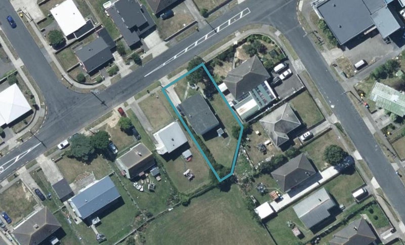 46 Astrolabe Street, Cannons Creek, Porirua - Carousel 1