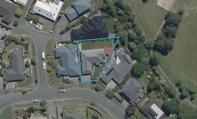 9 Shenley Drive, Belfast, Christchurch - Carousel 1